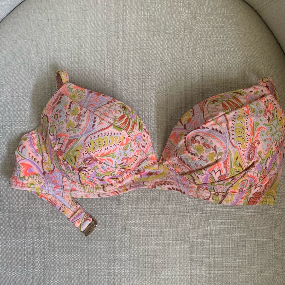 Victoria’s Secret Push up bikini top